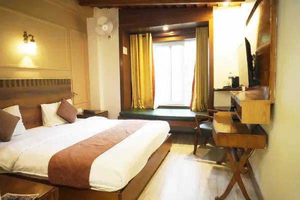 Swiss Cottage Room